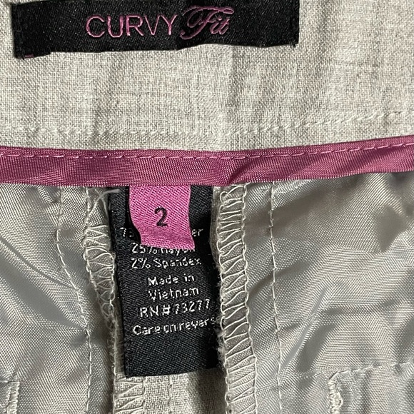 Apt. 9 Women's Gray Curvy Fit Straight Leg Trousers, Sz 2, Excellent Condition - Picture 5 of 16